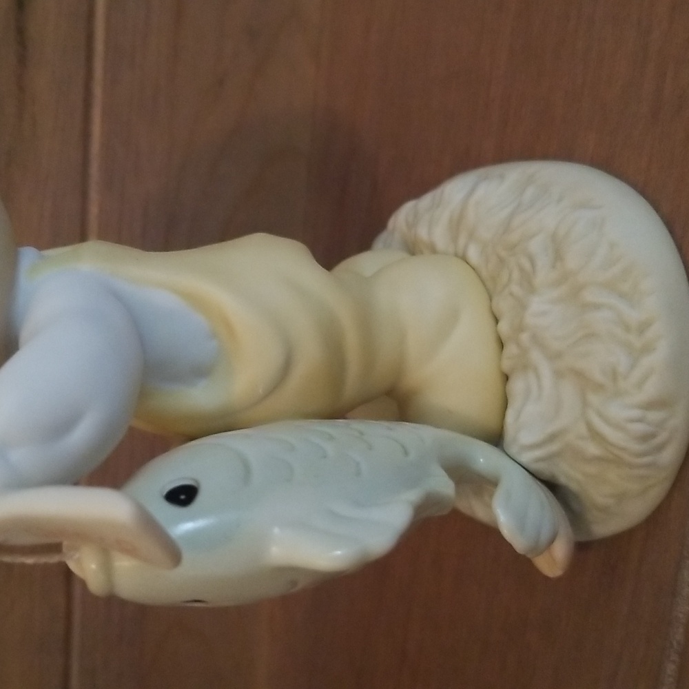 Vintage Precious Moments “You Are My Once In A Lifetime” Collectible Figurine - Picture 7 of 16
